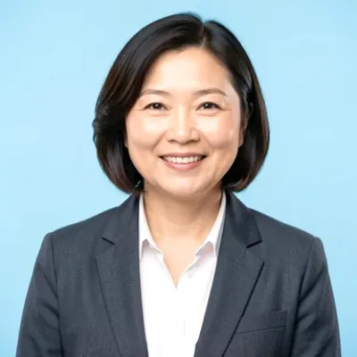 李华